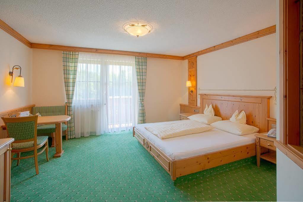 Landhaus Gruenau Wals-Siezenheim Екстериор снимка
